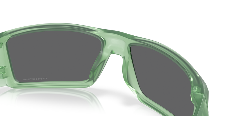 Koop de Oakley Heliostat Matte Trans Jade Prizm Black veilig en snel bij Revert 95 online of kom hem passen in de winkel in Haarlem.