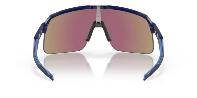 Koop de Oakley Sutro Lite Matte Navy Prizm Violet veilig en snel bij Revert 95 online of kom hem passen in de winkel in Haarlem.