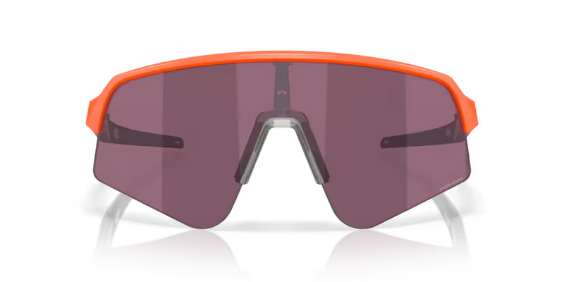 Koop de Oakley Sutro Lite Sweep Matte Neon Orange Prizm Road Black veilig en snel bij Revert 95 online of kom hem passen in de winkel in Haarlem.