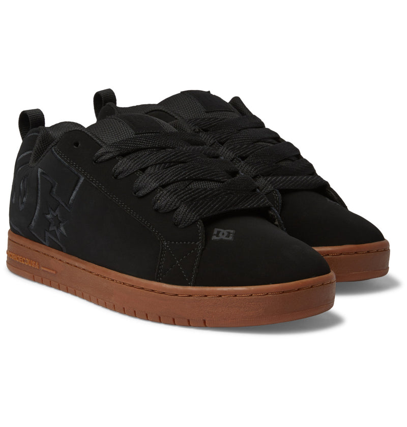 Shop de DC Shoes Court graffik Black Gum snel en veilig online of kom gezellig langs bij Revert 95 in Haarlem.