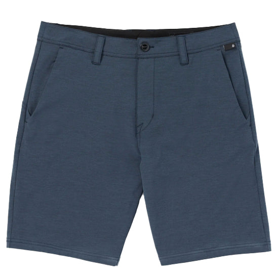 Bestel de Volcom Center Trunk 17 Crete Blue snel, gemakkelijk en veilig bij Revert 95. Check onze website voor de gehele Volcom collectie of kom gezellig langs bij onze winkel in Haarlem.