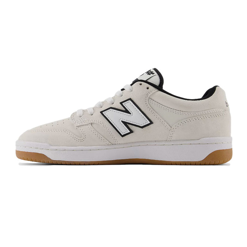 Bestel de New Balance Numeric NM480SWG snel, veilig en gemakkelijk bij Revert 95. Check onze website voor de gehele New Balance Numeric collectie of kom gezellig langs bij onze winkel in Haarlem.